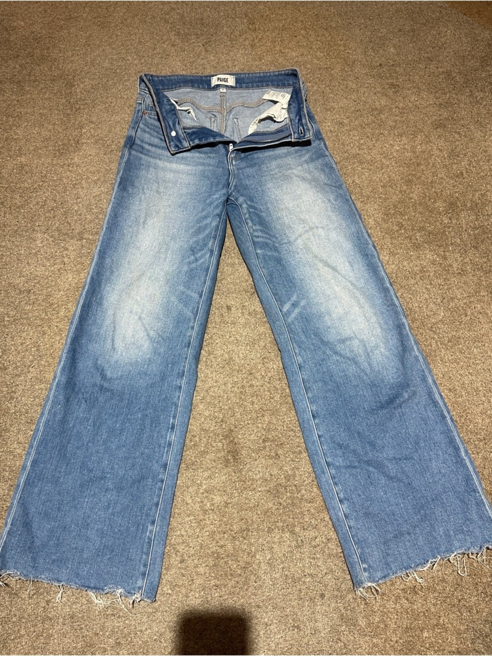 PAIGE Denim Anessa 31” - size 25